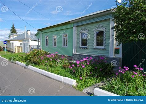 Kolomna Rusia Septiembre Antiguas Casas De Madera En La Calle