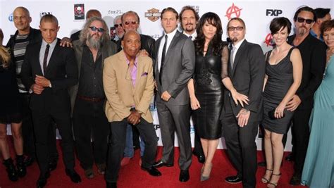 'Sons of Anarchy Cast' Then and Now: A Look Back at the Bikers | Woman ...