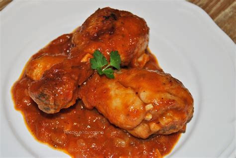 Pollo en salsa de tomate, delicioso y fácil - Antojo en tu cocina