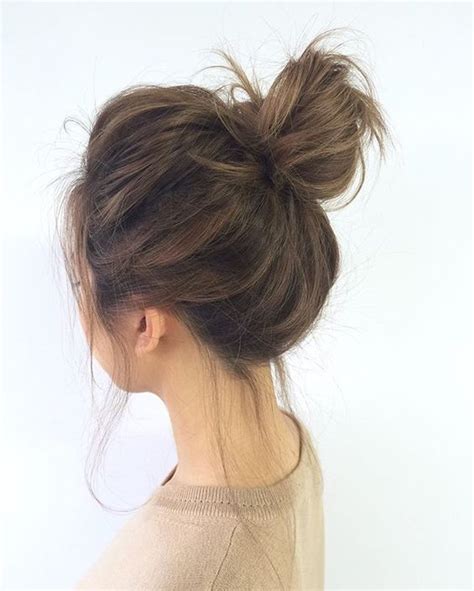 35 Chic And Messy Updo Hairstyles For Luxuriously Long Hair