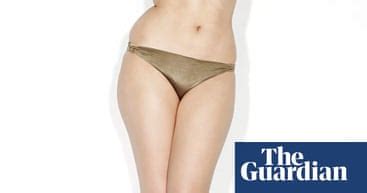 7 Hot Sexy Hope Fenwick Bikini Pics