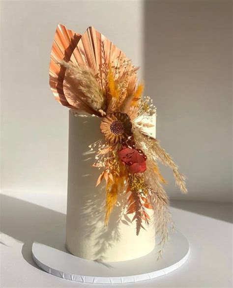 Rustic Orangey Dried Spear Palm Protea Pampas Real Flower Cake