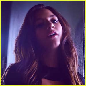 Kenzie Ziegler Just Dropped Her New Music Video For Hot Watch Here