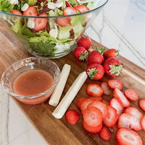 Red Onion Vinaigrette and a Strawberry Salad - Start at Home Decor