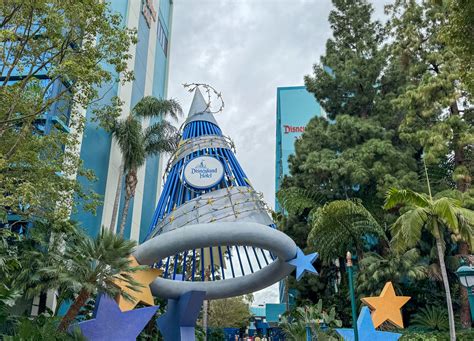 Disneyland Hotel Review - Plowing Through Life