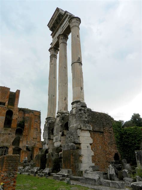 Temple Of Castor And Pollux Roman Forum Italy The Incredibly Long