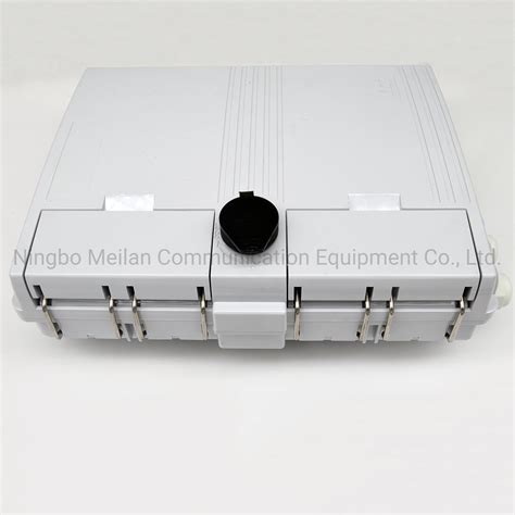 Outdoor FTTH Splitter Distribution Box SMC Optical Termination Box FTTX