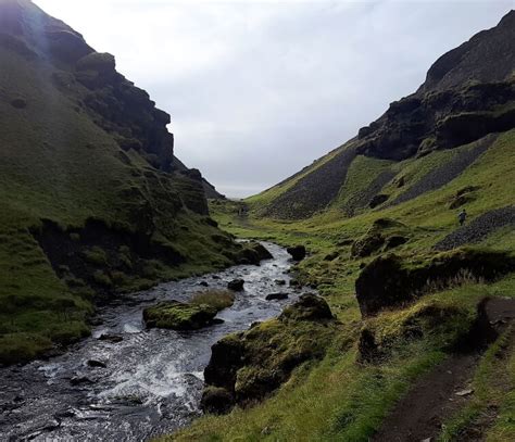 Kvernufoss La Cascada Secreta De Islandia Coleccionistas De Islas