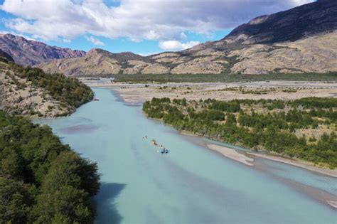 Kayak en El Chaltén Comarka Expediciones