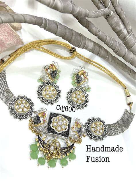 Pin By Naari Accessories To Buy Whats On Indian Jewellery Gucci