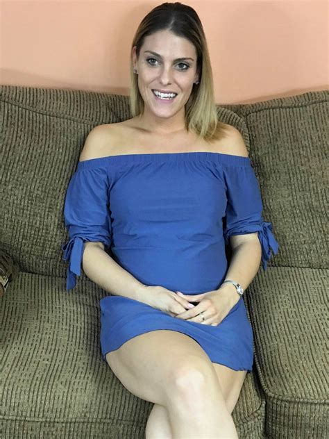 Sexy Amateur MILF Stevie Rae Gives Head And Doffs Her Blue Dress