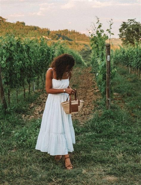 35 Italy Outfits That Are the Epitome of European Chic - MY CHIC OBSESSION