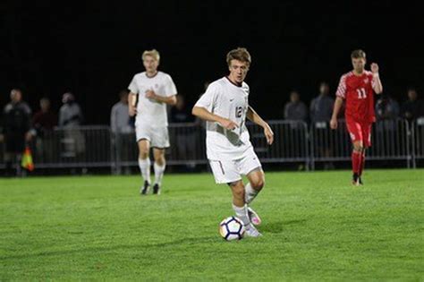 Calvins Trent Vegter And Hunter Olson Named Miaa Players Of The Week In Mens Soccer