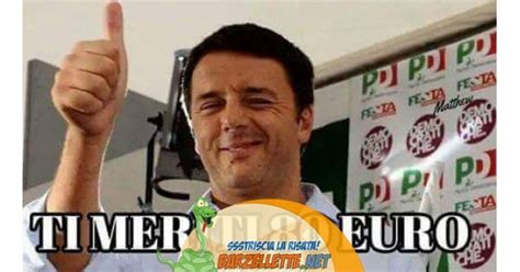 Barzellette Net Foto Renzi Che Si Complimenta Per Gli Ottanta Euro