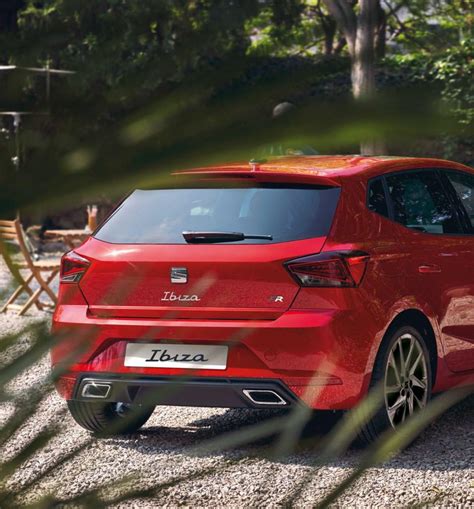 Seat Ibiza En M Xico Color Rojo Parte Posterior Con Nuevos Tubos