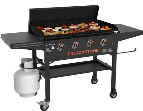 Blackstone 4 Burner 36 Griddle Cooking Station With Hard Cover On