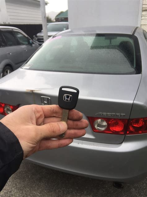 MAKING KEY FOR HONDA ACCORD - Rockylocks - Automotive Locksmiths ...