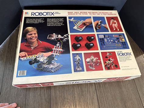 1984 Milton Bradley Robotix R 2000 Motorized Building Set Complete And Working Stevan Pasero