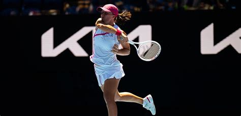 Swiatek Wins Opening Australian Open Game Vs Kenin 7sport