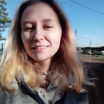 Modelka StasyAlleng na kameře živá sex show a chat zdarma Stripchat