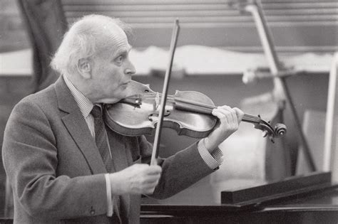 Yehudi Menuhin, Violin | Joseph Curtin Studios