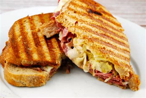 Grilled Reuben Sandwich Recipe | LaaLoosh