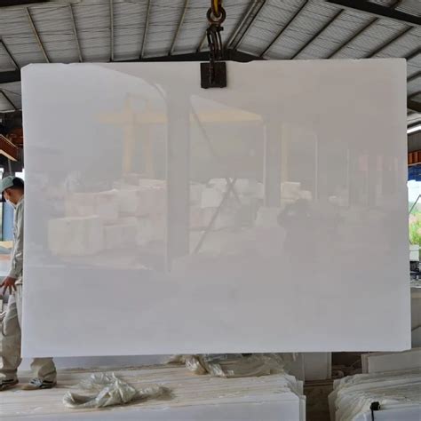 White Polished Vietnam Marble Slab Application Area Flooring