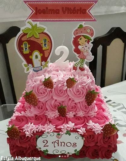 Bolo Da Moranguinho Quadrado Rosa - Bolo da Moranguinho – 52 Inspirações Fofíssimas & Dicas Para Decorar!