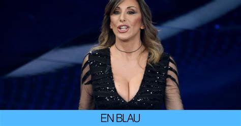 Sabrina La Sex Symbol Dels Anys Irreconeixible Als Anys