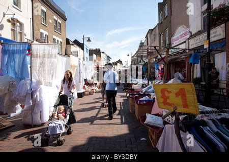 Market stalls on the High Street in Skipton, North Yorkshire, England, UK Stock Photo - Alamy