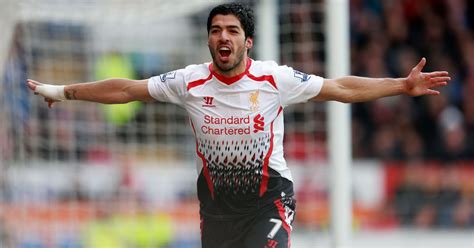 Luis Suarez makes Liverpool transfer admission; sends Gerrard message