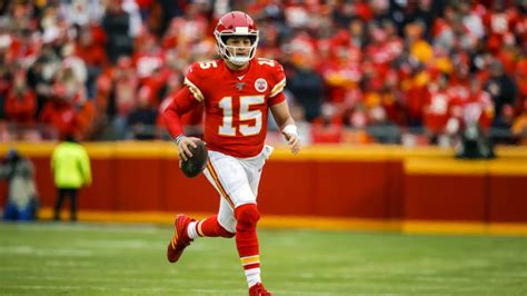 Here's What Patrick Mahomes' Contract Extension Will Likely Cost Chiefs