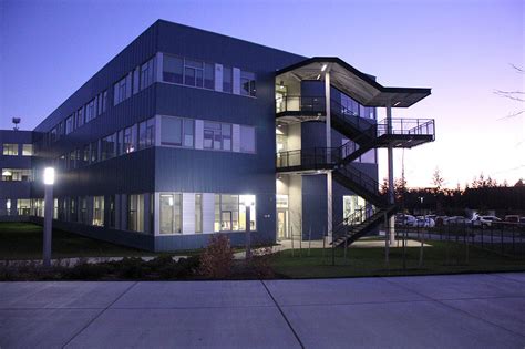 Federal Way High School Hosts Grand Opening Federal Way Mirror