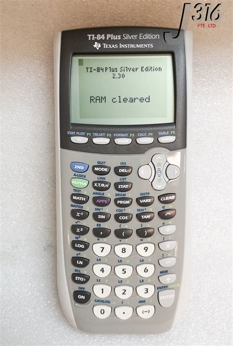16248 TEXAS INSTRUMENTS GRAPHING CALCULATOR WITH CHARGING CABLE TI-84