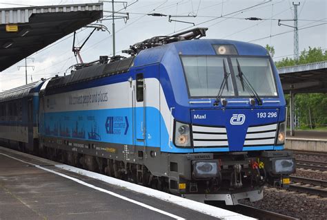 ČD České dráhy a s Praha mit der ELL Vectron 193 296 Name Maxl