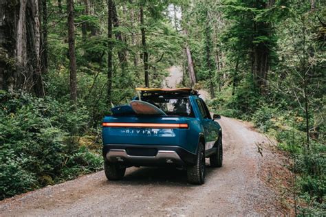 Electric Automaker Rivian First To Release Ev Truck Electricwhip