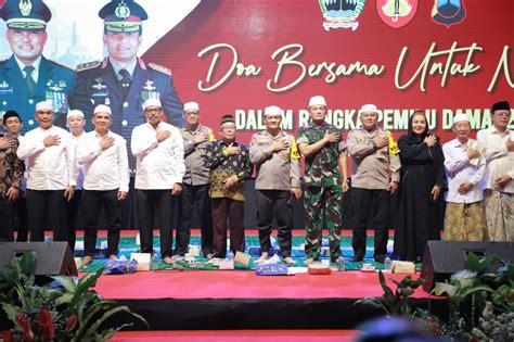 Ikhtiar Wujudkan Pemilu Damai Enam Umat Beragama Doa Bersama