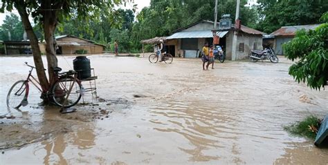 सर्लाहीमा बाढीबाट दुई जनाको मृत्यु ७२ जनाकोे उद्धार Kathmandu Pati