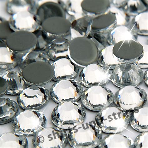 ShineStone DeLuxe Hotfix Strass Steine SS34 Crystal