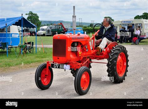 Vintage Allis Chalmers Model Tractor In Hi Res Stock Photography And