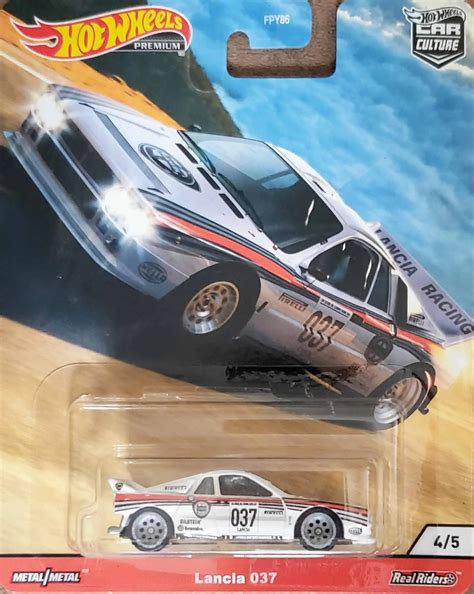 Embalagem Danificada Hot Wheels Car Culture Thrill Climbers Lancia Universo Hot Wheels