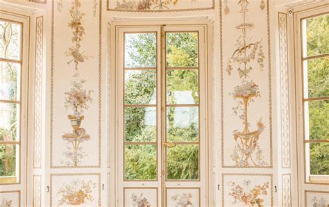 Marie Antoinette's Petit Palace in the Countryside - Paris Perfect