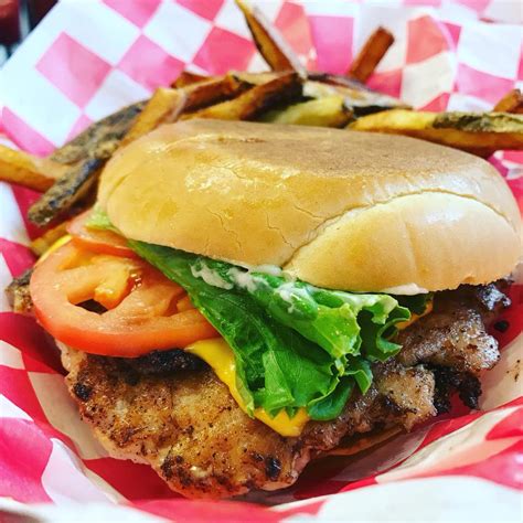 Davids Burgers Continues To Shine Only In Arkansas