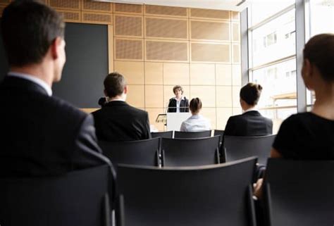 Quelle salle de séminaire choisir à Paris