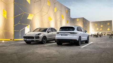 how much is it to lease a porsche cayenne