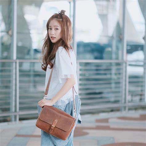 Thay V Ch Y Theo Xu H Ng Hot Girl Th I L I Ch Trung Th Nh V I Ki U T C Quen Thu C N Y