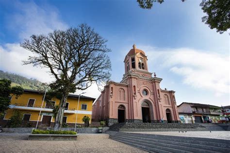 Pueblorico Antioquia Colombia De Abril De Se Fund El De