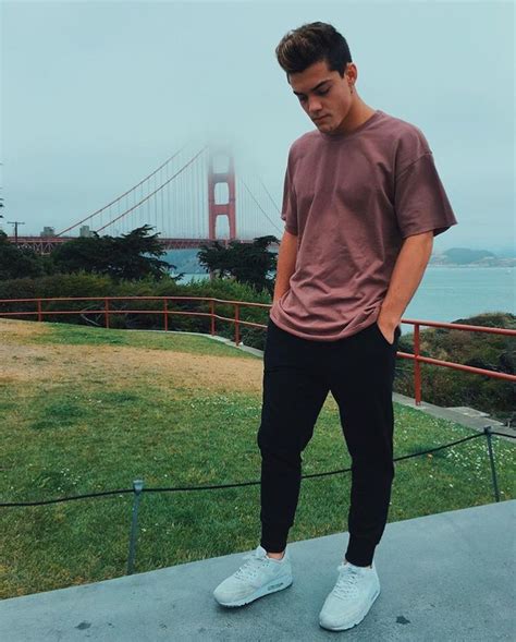 Pin By Paola Fernández On The Dolan Twins Dolan Twins Dollan Twins