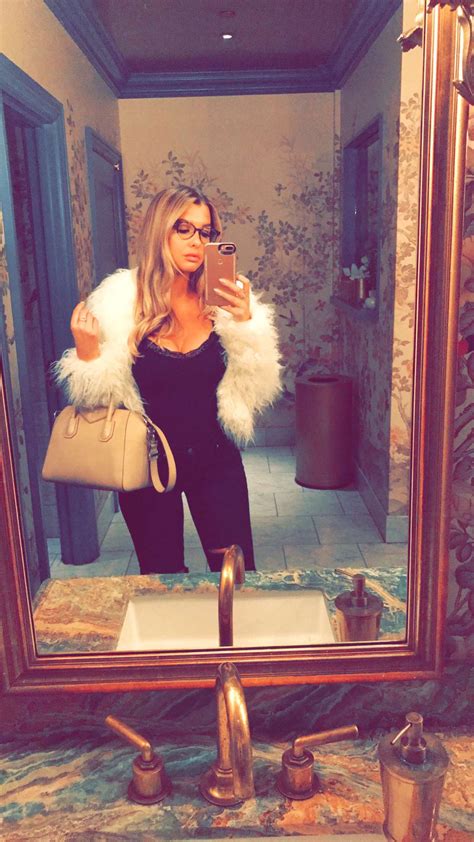 Emily Sears Fan Emilysearsaus Twitter