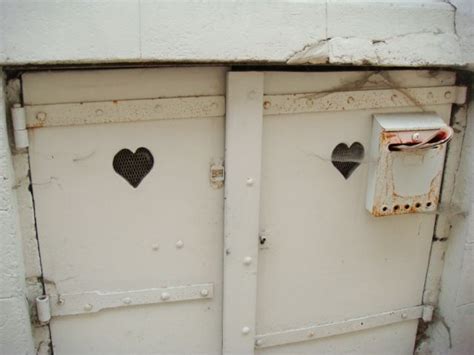 Porte De Cave Heart Cellar Doors Hearts